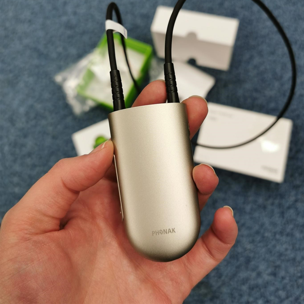 Roger NeckLoop for speech to text